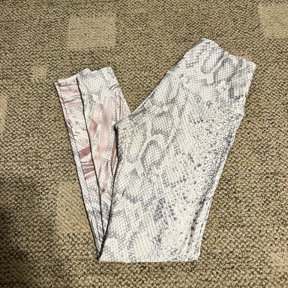 Onzie high waisted leggings.